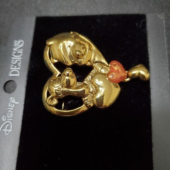 *Sale* Disney Gold tone Winnie & Tigger brooch - Picture 5 of 8